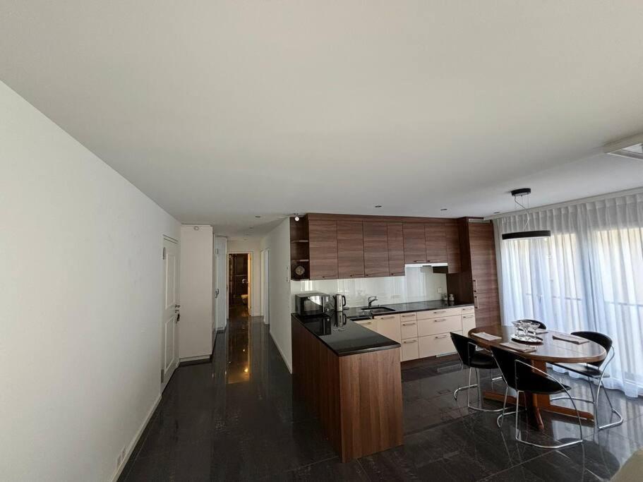 Center Park Apartment Интерлакен Екстериор снимка